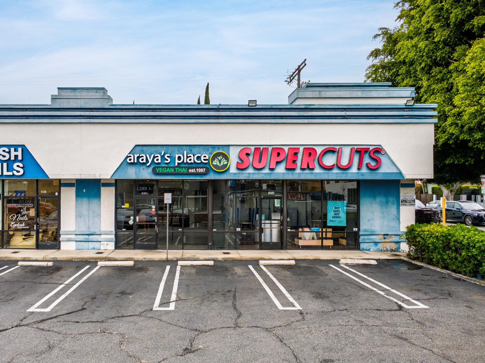 8101-8109 Beverly Blvd, Los Angeles, CA for lease Interior Photo- Image 1 of 4