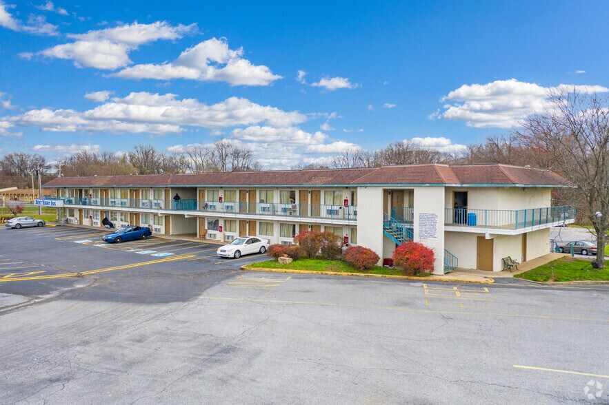 1200 West Ave, New Castle, DE à vendre - Photo du bâtiment - Image 3 de 6