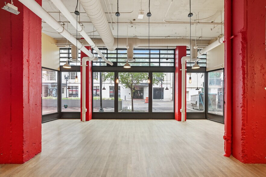20 W Adams St, Jacksonville, FL à louer - Photo du bâtiment - Image 3 de 12