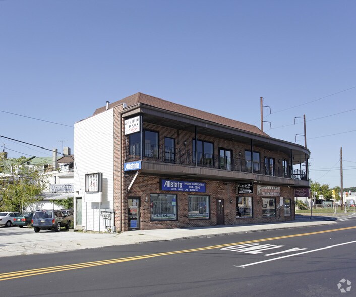 1 S Morton Ave, Morton, PA à vendre - Photo du bâtiment - Image 2 de 4