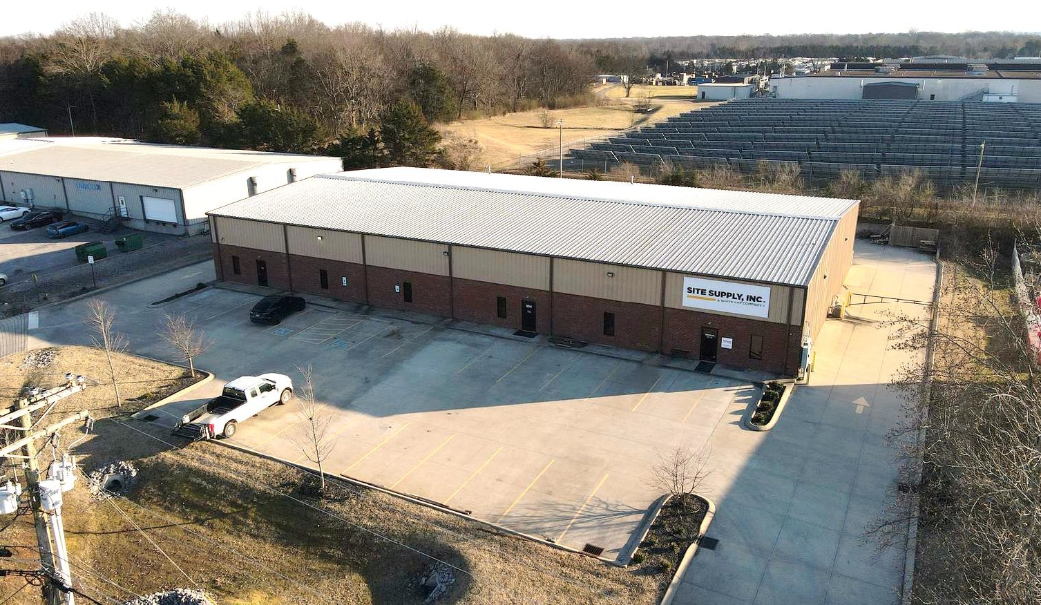 554 Huntley Industrial Blvd, Smyrna, TN for sale Primary Photo- Image 1 of 11