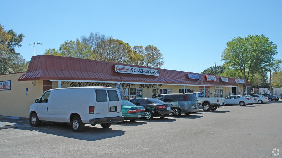 8140 W Waters Ave, Tampa, FL for lease - Building Photo - Image 2 of 2