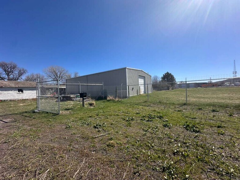 242 Nall Ave, Billings, MT à louer - Photo du bâtiment - Image 3 de 3