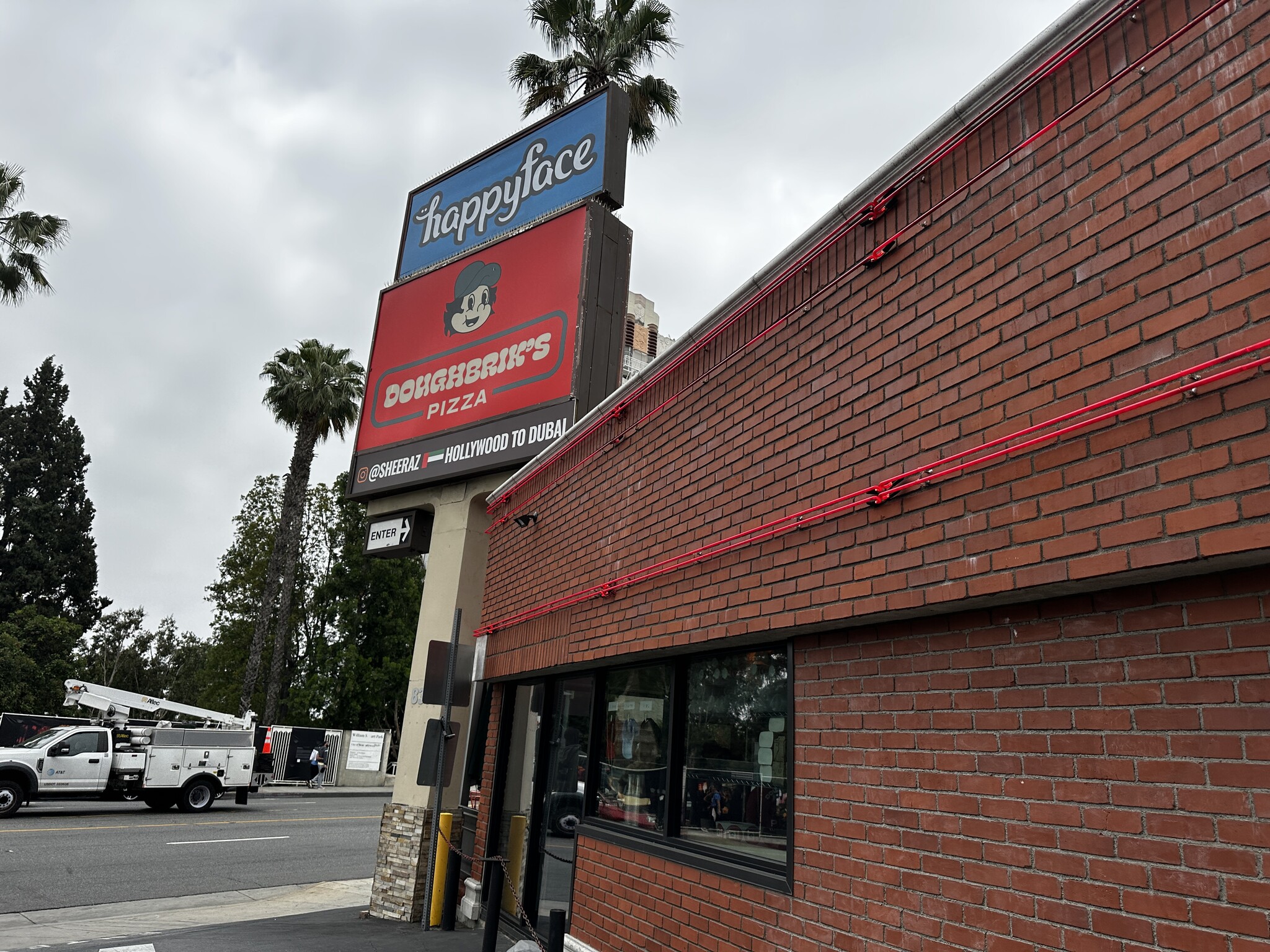 8363-8365 W Sunset Blvd, West Hollywood, CA for lease Building Photo- Image 1 of 5