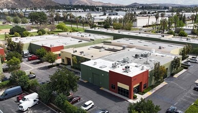 1541 Marlborough Ave, Riverside, CA - Aérien  Vue de la carte