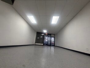 3092 51st St, Woodside, NY for lease Interior Photo- Image 2 of 6