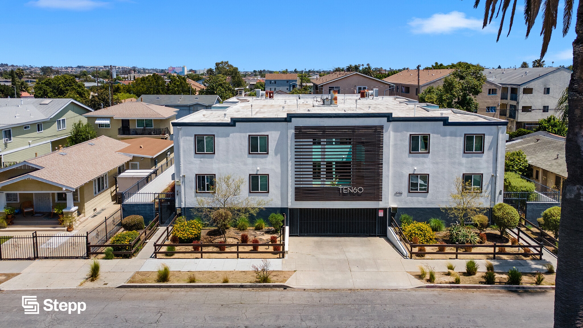 1060 Olive Ave, Long Beach, CA for sale Primary Photo- Image 1 of 26