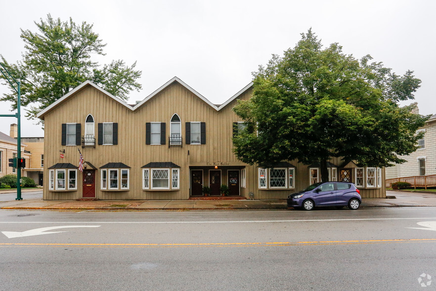 300 N Main St, Urbana, OH à vendre - Photo principale - Image 1 de 1