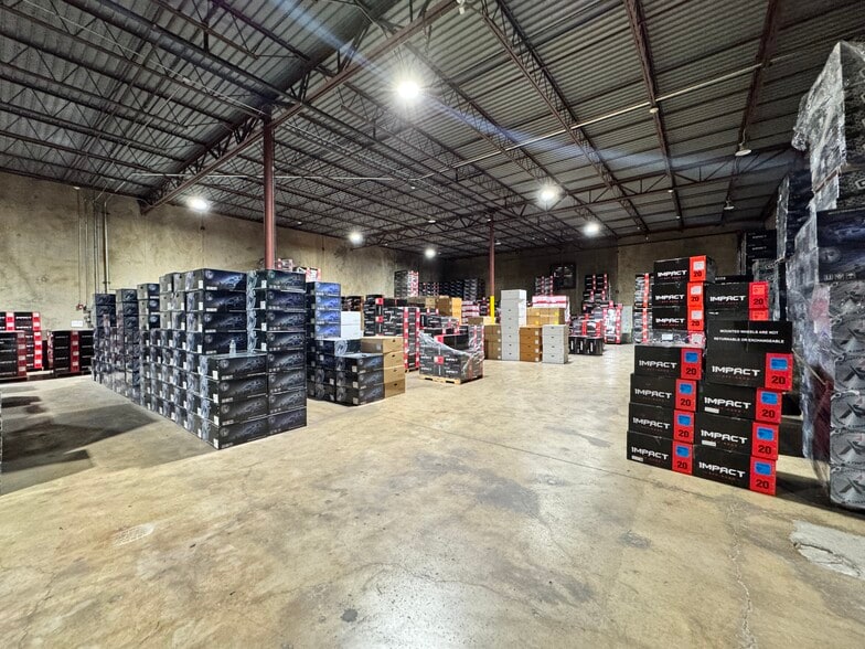 222 S Town East Blvd, Mesquite, TX for lease - Building Photo - Image 3 of 4