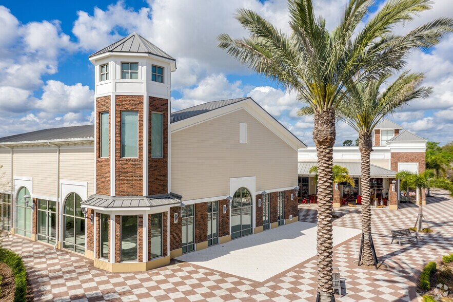 Longwood-Lake Mary Rd, Lake Mary, FL à louer - Photo du bâtiment - Image 2 de 21