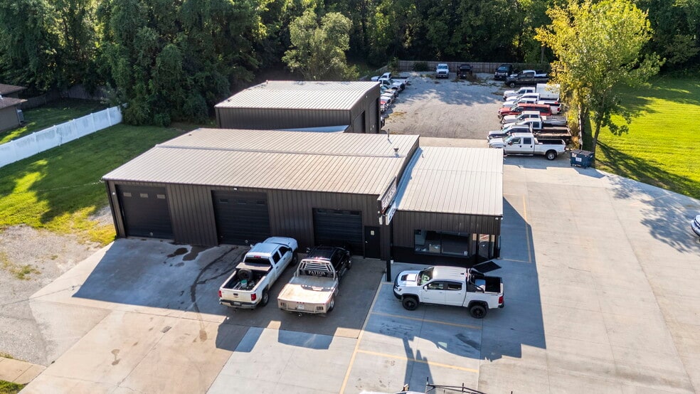 404 N East St, Paola, KS à vendre - Photo du bâtiment - Image 3 de 22