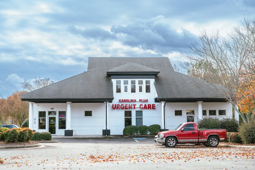 231 S Herlong Ave, Rock Hill, SC for lease - Primary Photo - Image 1 of 9
