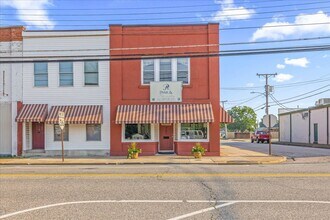 701 W Broadway Ave, Hopewell, VA for lease Building Photo- Image 1 of 10