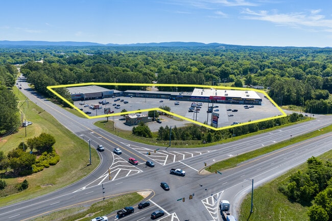 Plus de détails pour 1301-1395 W Fort Williams St, Sylacauga, AL - Commerce de détail aux enchères