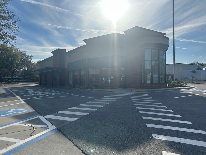 4461 Southside Blvd, Jacksonville, FL à louer - Photo du bâtiment - Image 2 de 6