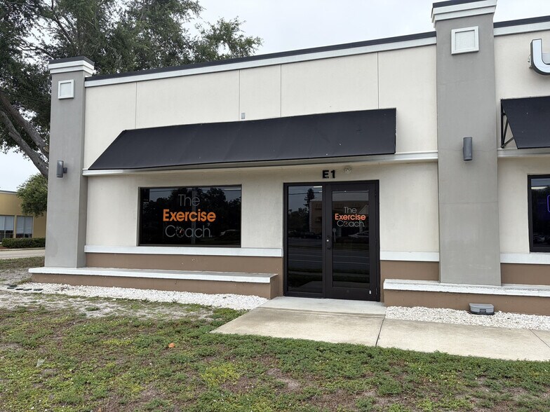 4333 S Tamiami Trl, Sarasota, FL à louer - Photo du bâtiment - Image 3 de 7