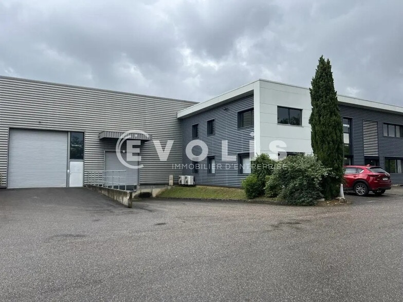 Flex in Saint-Priest for lease - Building Photo - Image 1 of 20