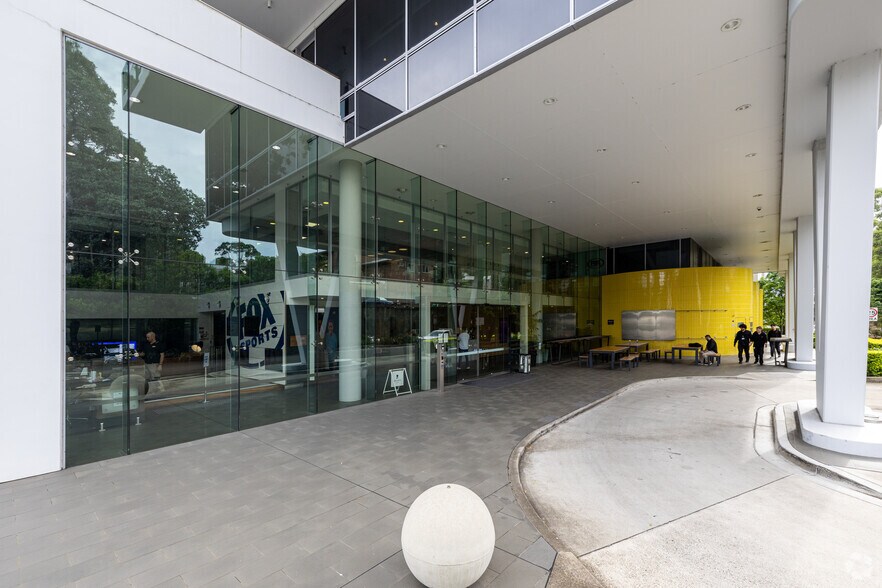 4 Broadcast Way, Artarmon à louer - Photo du bâtiment - Image 3 de 6