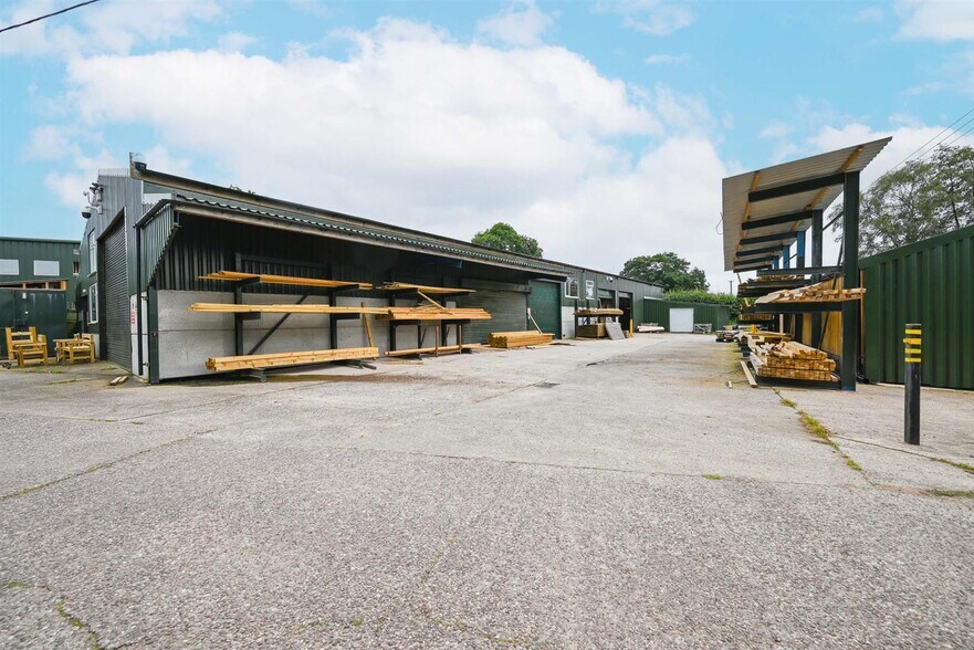 Swettenham Rd, Congleton à louer - Photo du bâtiment - Image 2 de 18