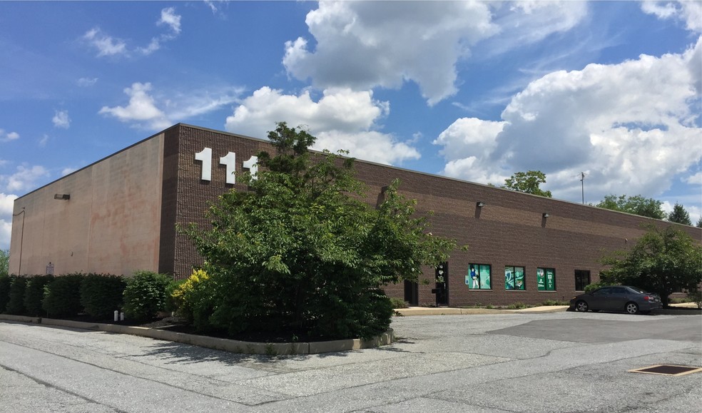 113 Robbins Rd, Downingtown, PA for lease - Building Photo - Image 2 of 12