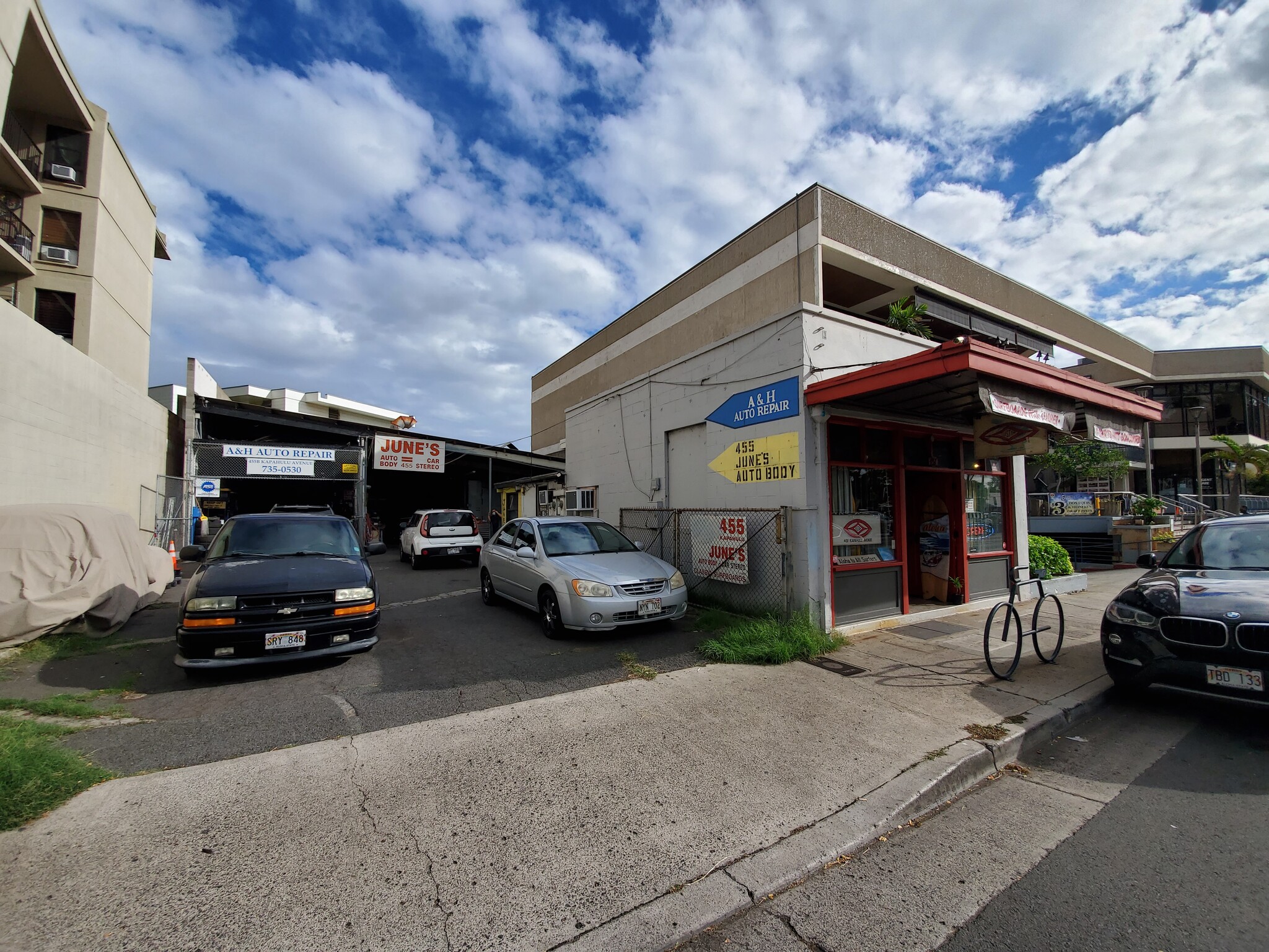 451 Kapahulu Ave, Honolulu, HI for lease Building Photo- Image 1 of 6