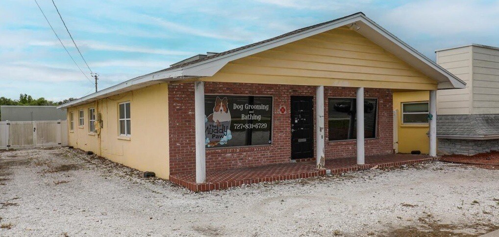 13890 Walsingham Rd, Largo, FL for sale Primary Photo- Image 1 of 2