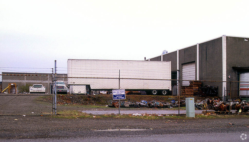 2007 Stewart St, Tacoma, WA à vendre - Photo du bâtiment - Image 3 de 7