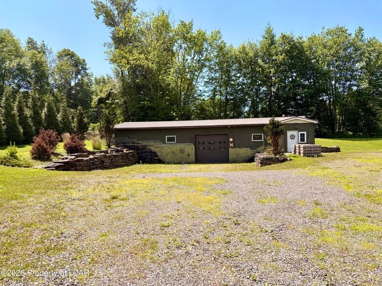 45 Huntsville-Idetown Rd, Dallas, PA for sale - Primary Photo - Image 1 of 5