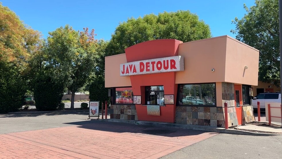 2519 Esplanade Rd, Chico, CA for lease - Commercial Listing Video - Image 2 of 9