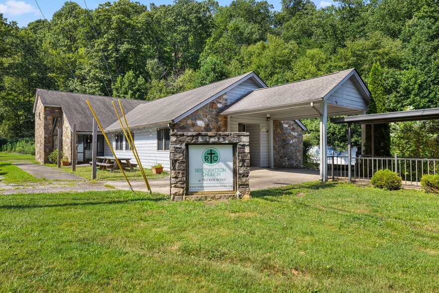 41 Tucker Rd, Black Mountain, NC for sale - Building Photo - Image 3 of 13