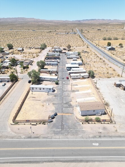 35475 National Trails Hwy, Daggett, CA à vendre - Photo du bâtiment - Image 2 de 8