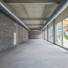 Fives, Lille for lease Interior Photo- Image 2 of 10