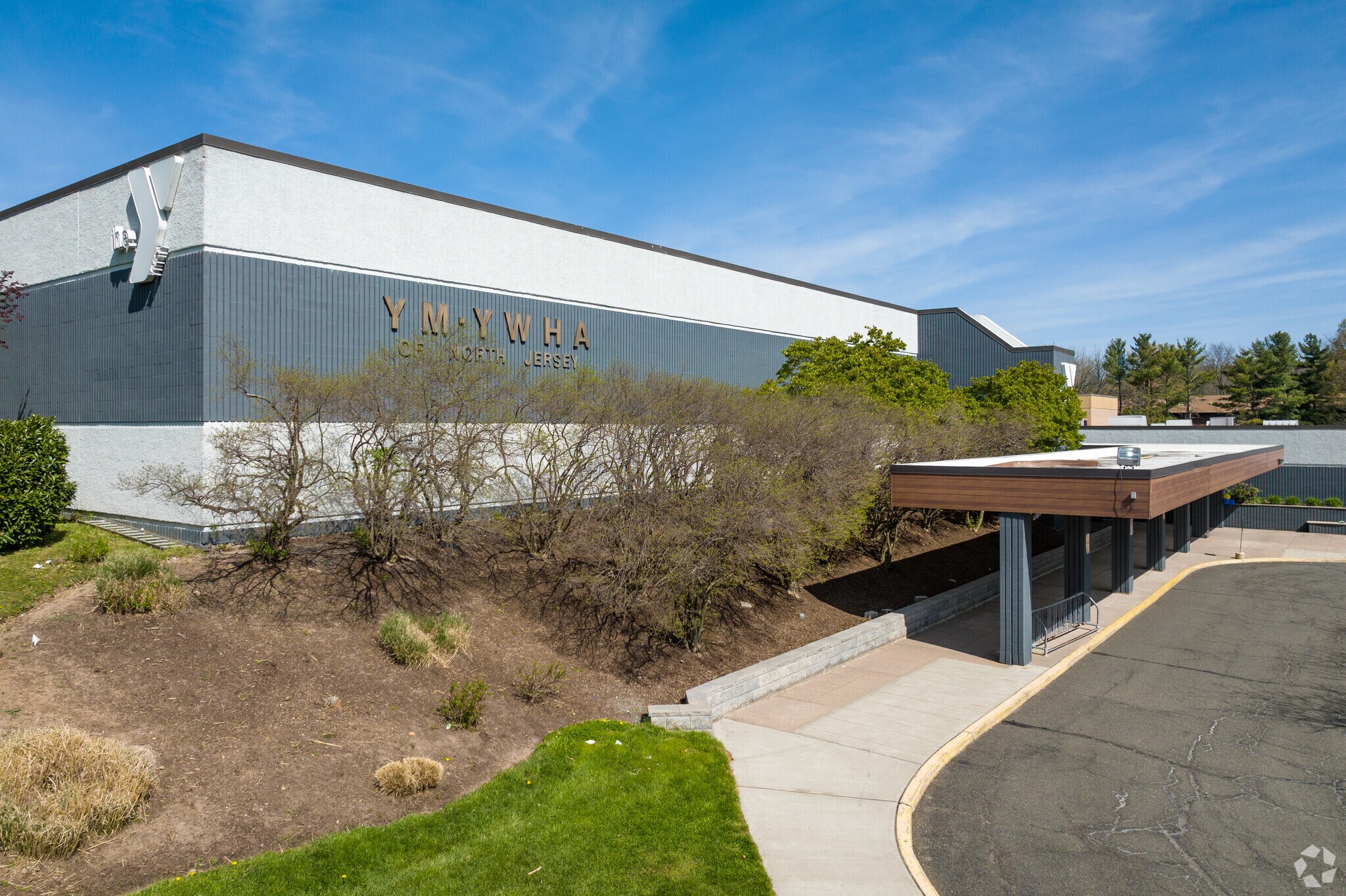 1 Pike Dr, Wayne, NJ à vendre Photo du bâtiment- Image 1 de 1