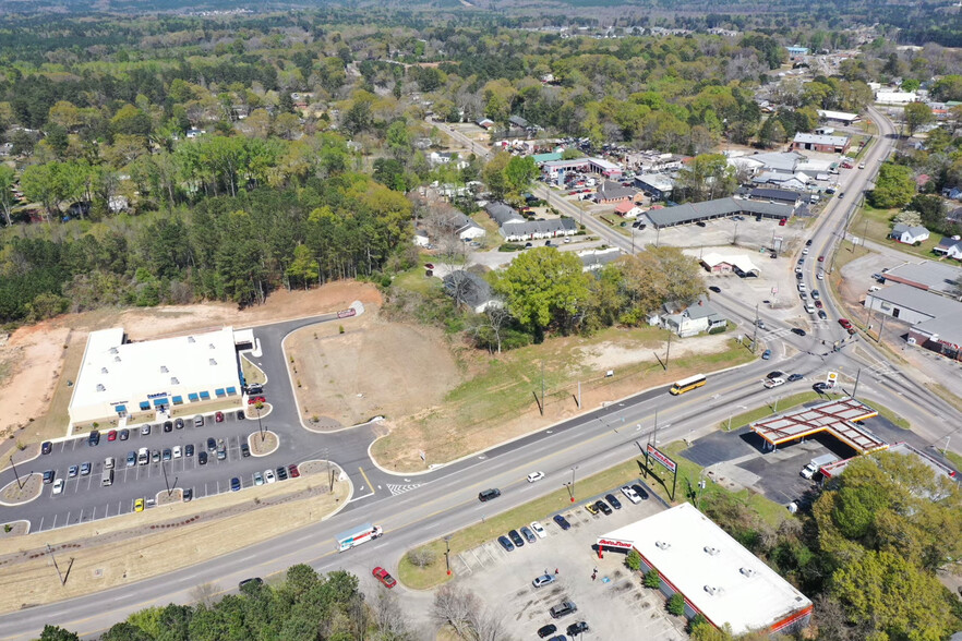 1 Youngs Mill Rd, Lagrange, GA à vendre - Photo du bâtiment - Image 1 de 3