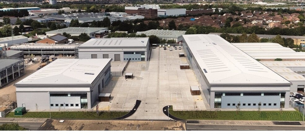 Airport Service Rd, Portsmouth for lease - Building Photo - Image 2 of 23