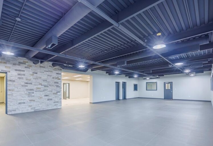 100 Townline Rd, Tillsonburg, ON à louer - Photo intérieure - Image 3 de 14