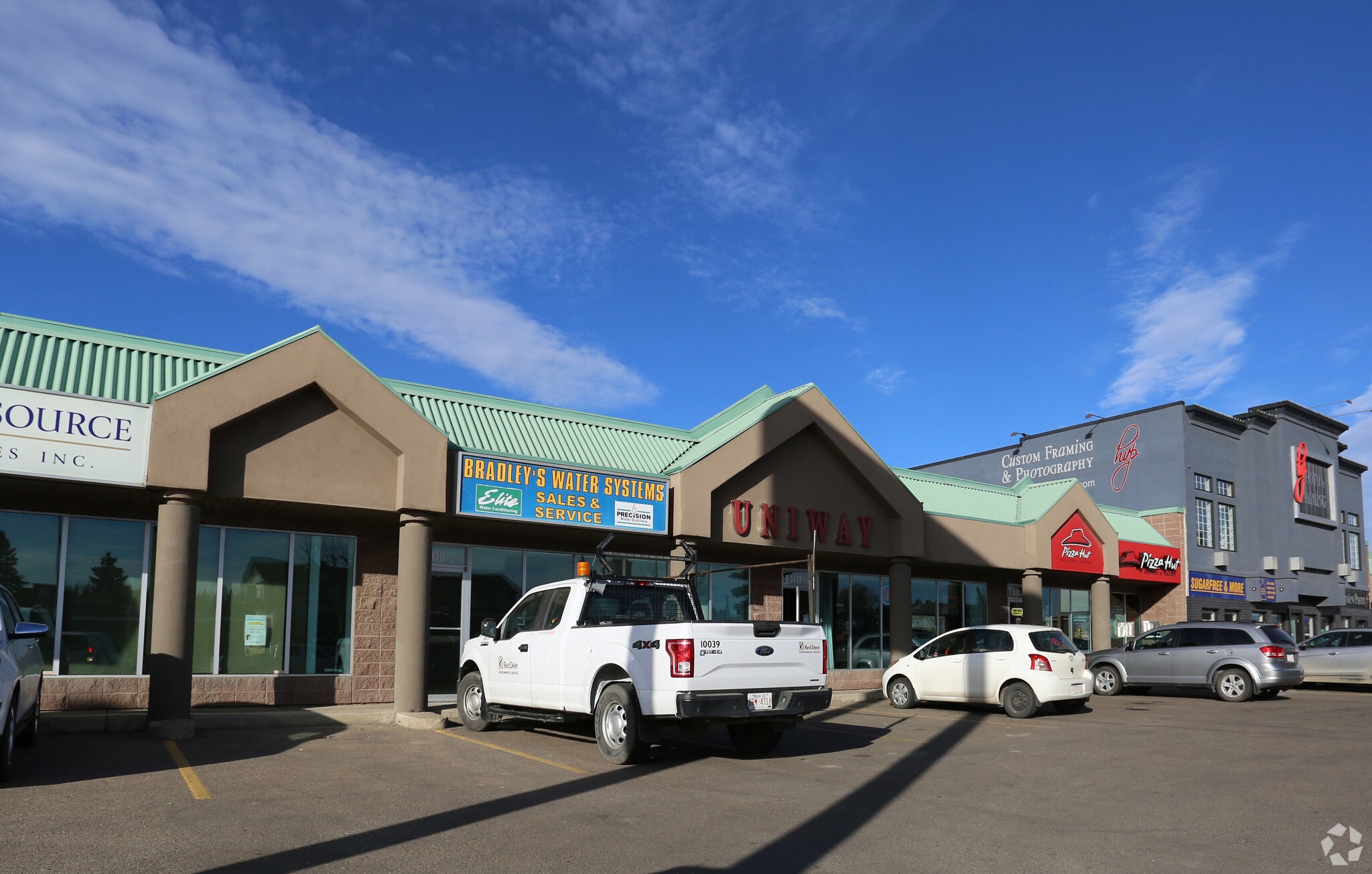 3430B 50 Ave, Red Deer, AB à louer Photo principale- Image 1 de 8