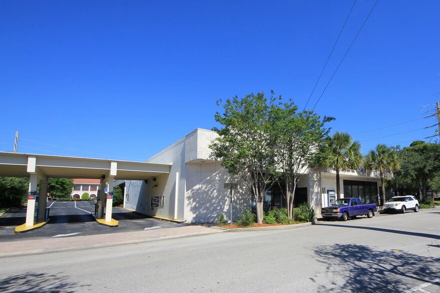 505 Brevard Ave, Cocoa, FL à vendre - Photo du bâtiment - Image 2 de 31