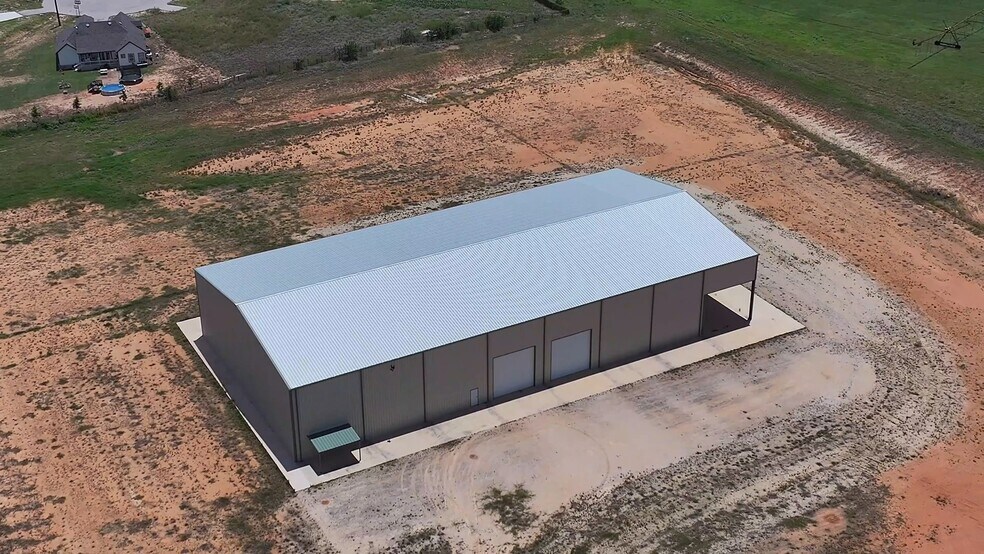 7837 Old Campbellton Rd, San Antonio, TX à vendre - Vidéo sur l’inscription commerciale - Image 2 de 31