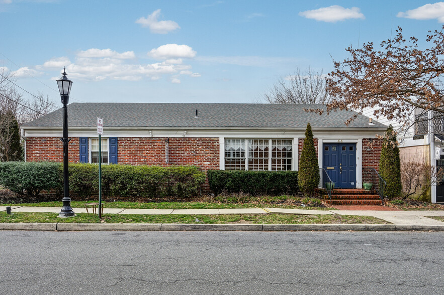 44 Tanner St, Haddonfield, NJ à vendre - Photo du bâtiment - Image 2 de 57