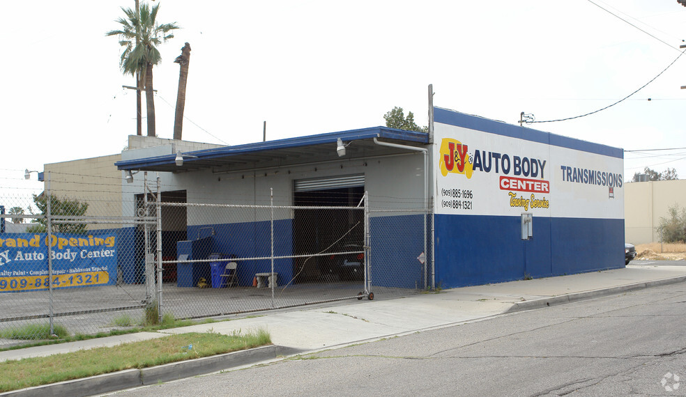 444 Oak St, San Bernardino, CA for sale - Primary Photo - Image 1 of 3