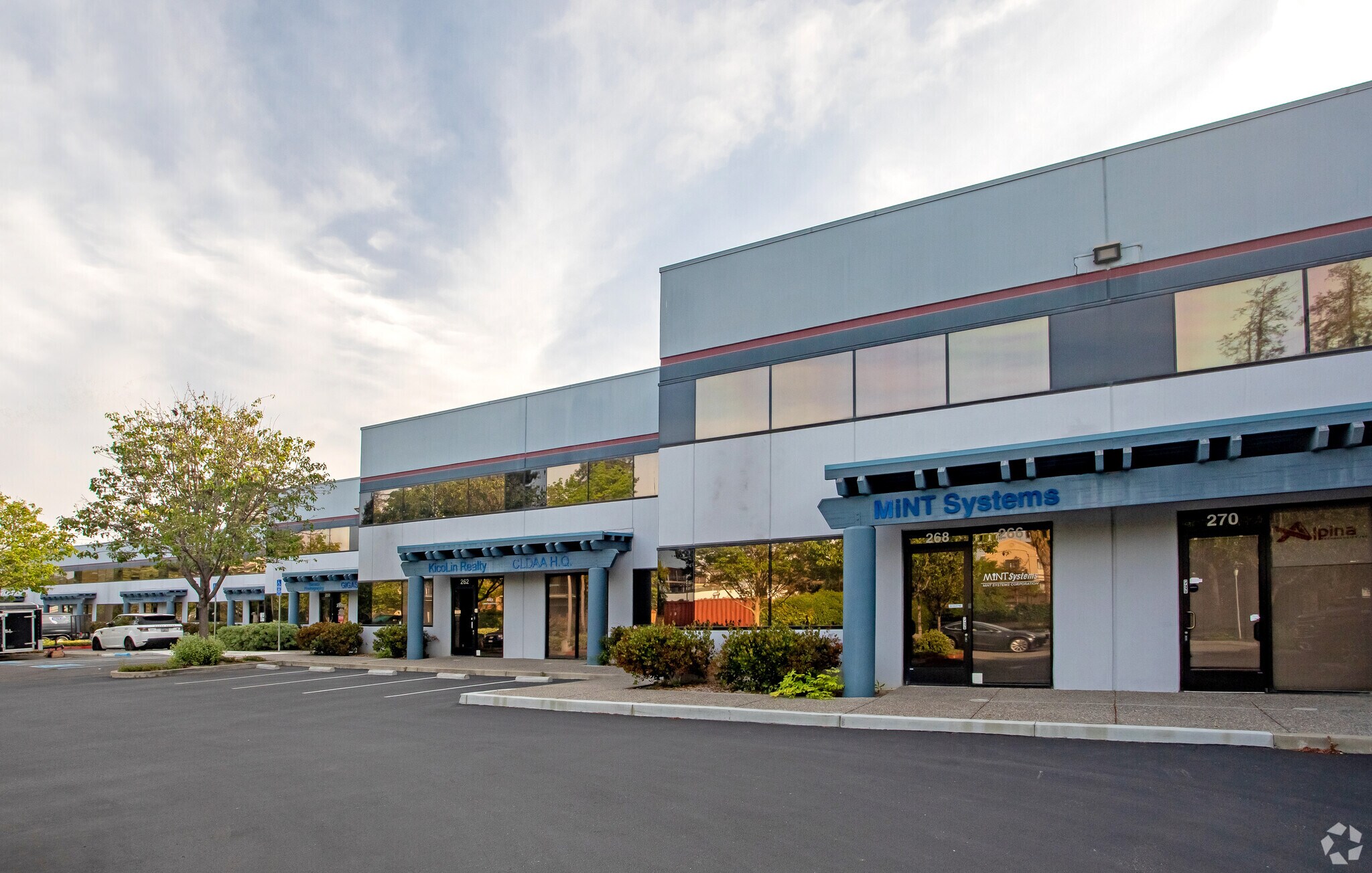 258-280 E Gish Rd, San Jose, CA à vendre Photo principale- Image 1 de 5