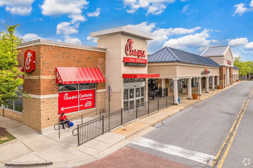 195-205 Kentlands Blvd, Gaithersburg, MD à louer - Photo du bâtiment - Image 2 de 7