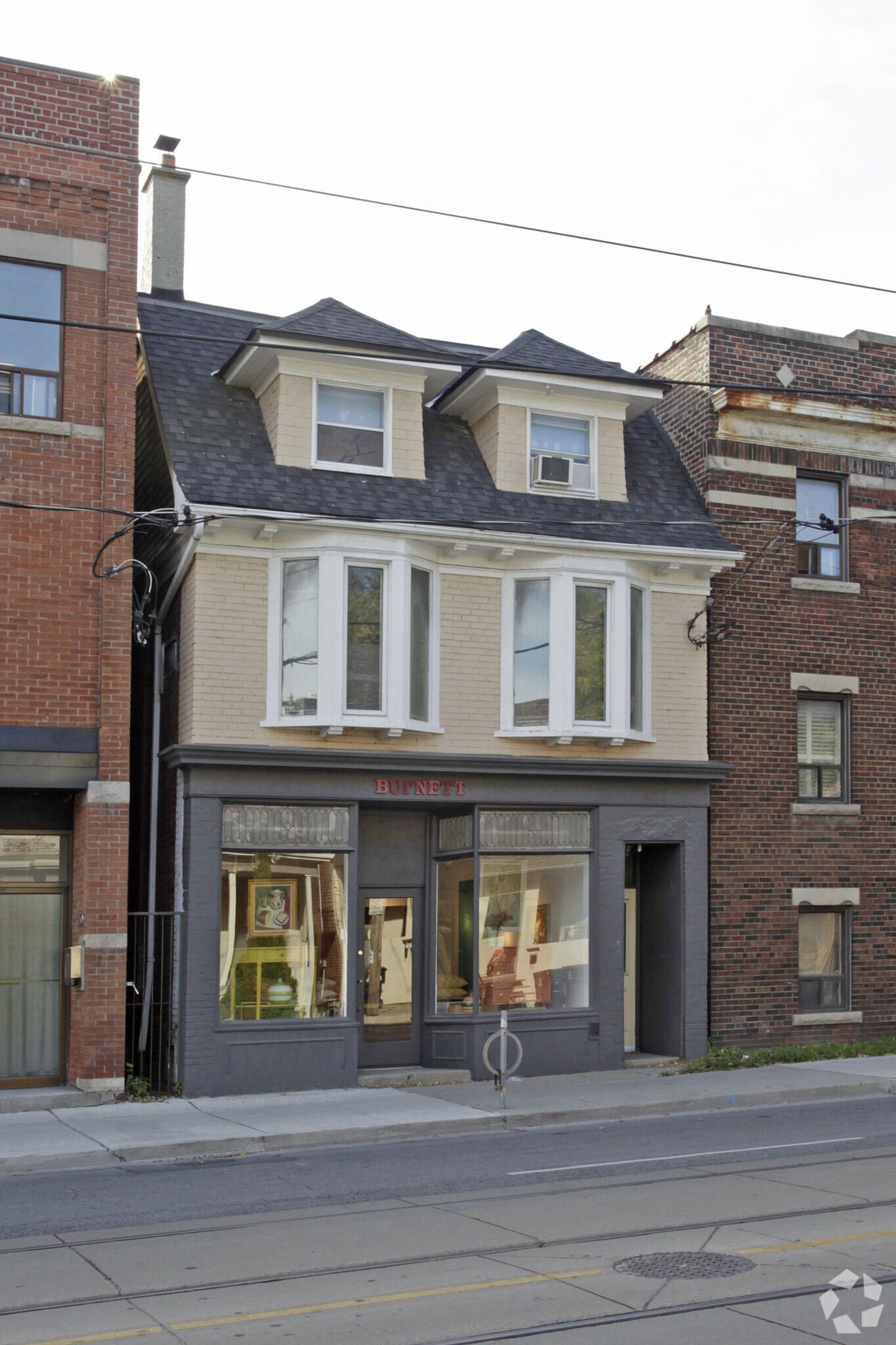 1052 Bathurst St, Toronto, ON for sale Primary Photo- Image 1 of 3