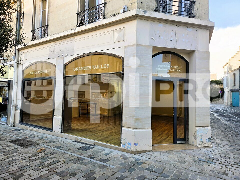Commerce de détail dans Soissons à louer Photo du bâtiment- Image 1 de 7