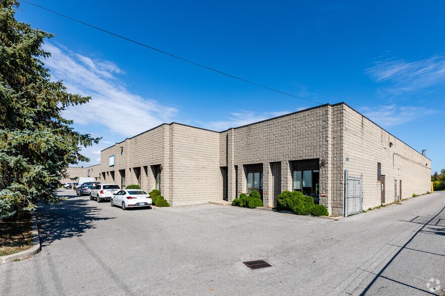 91 Crockford Blvd, Toronto, ON à louer - Photo du bâtiment - Image 2 de 2
