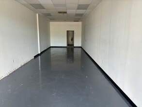 1843-1857 W Ehringhaus Street, Elizabeth City, NC à louer Photo intérieure- Image 1 de 4