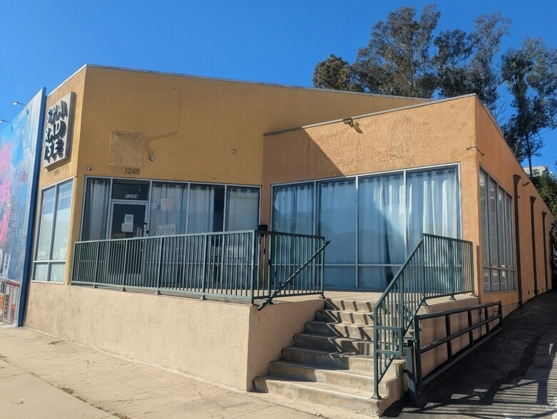 1249 S La Brea Ave, Los Angeles, CA for lease - Primary Photo - Image 1 of 1