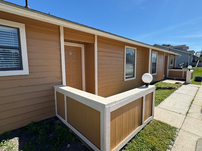 1254 Ticonderoga Trl, Orange Park, FL for sale - Building Photo - Image 2 of 12