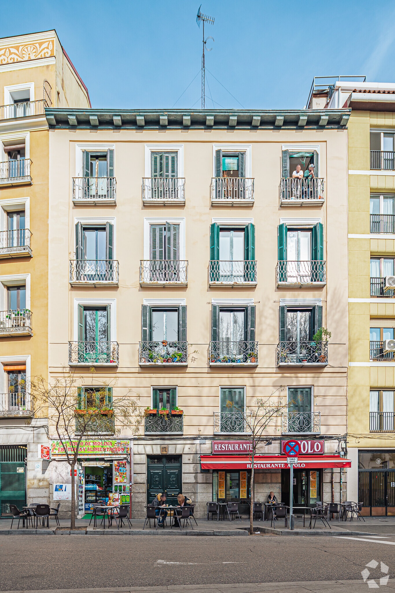 Multifamily in Madrid, Madrid for sale Primary Photo- Image 1 of 3